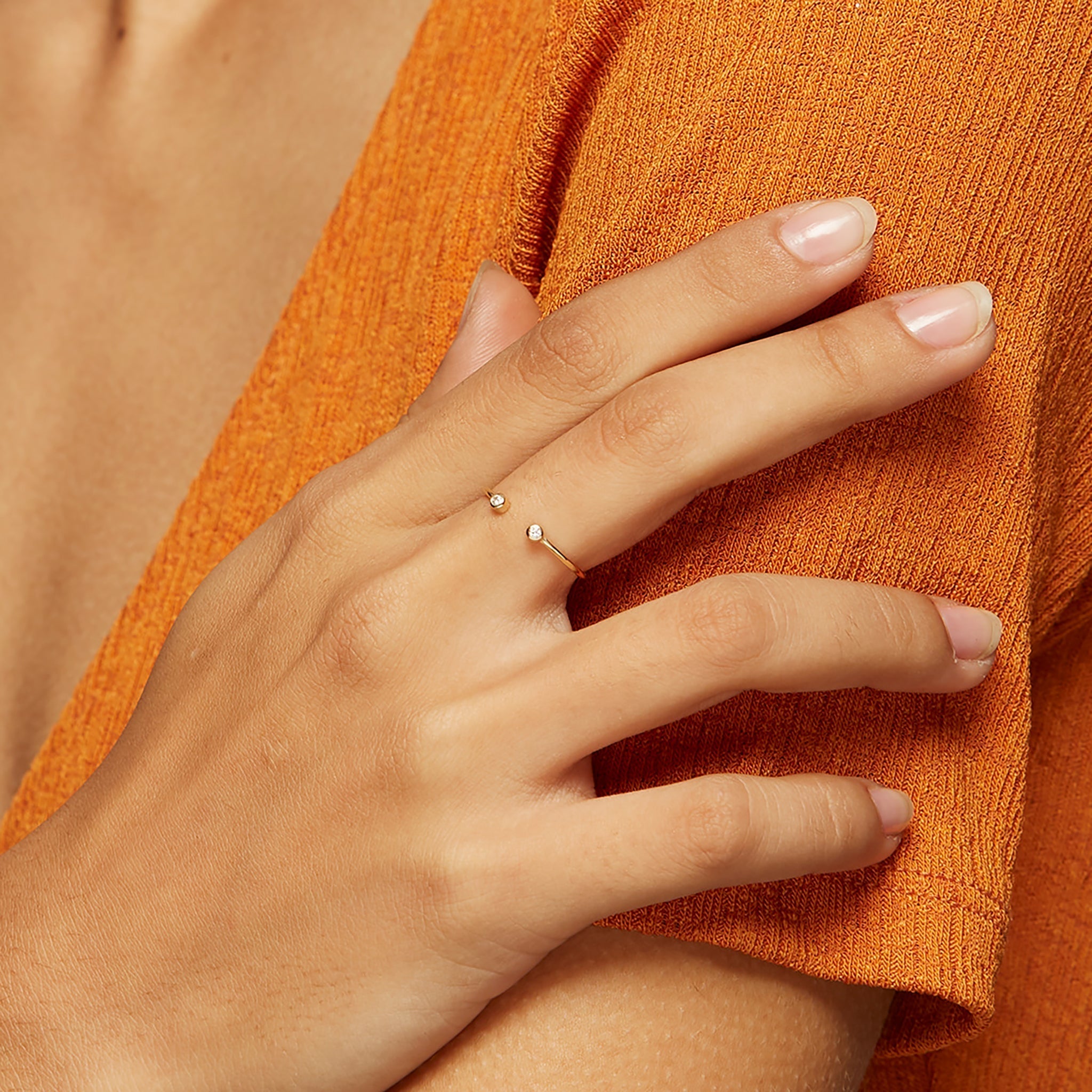 14K Gold Diamond Circle Ring