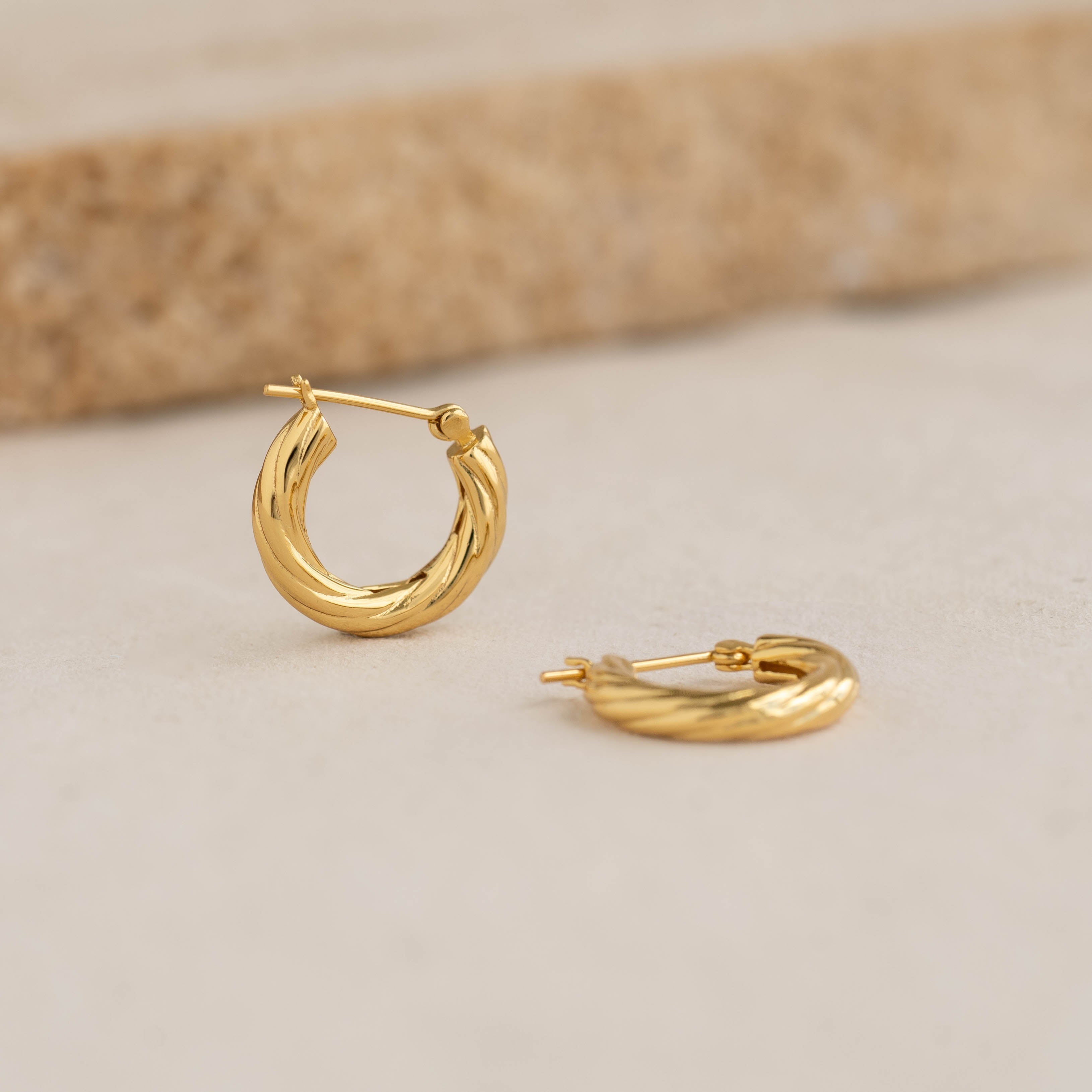 14K Gold Braided Radiance Hoop Earrings